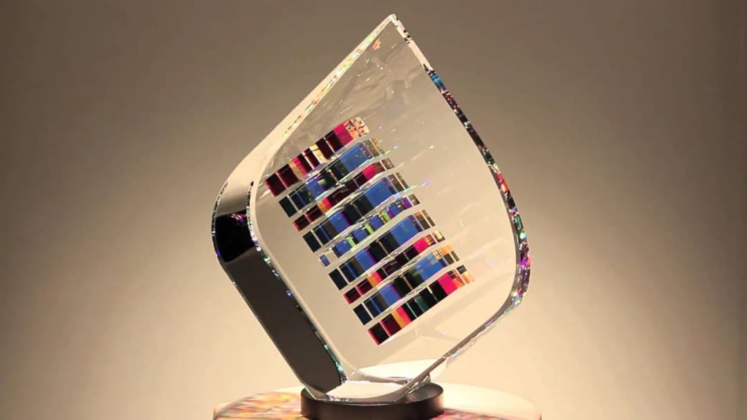 Rzeźby ze szkła – techniki, artyści i miejsca, które warto poznać